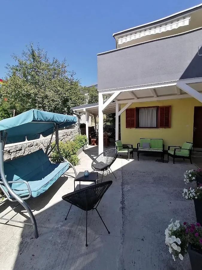 Double Room Crikvenica 12305B